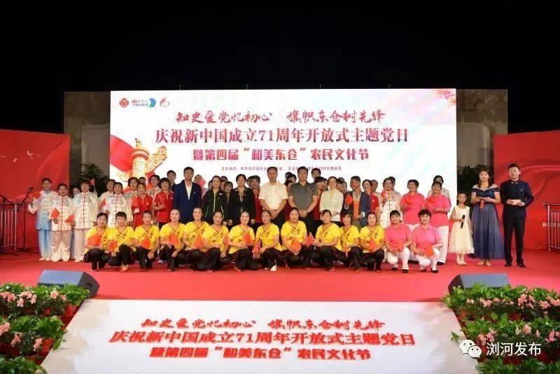 尽享牛仔裤轻松穿出时髦感,简约显瘦又休闲,适合微胖妹子穿吗?知识星球,专属你的学习分享空间!